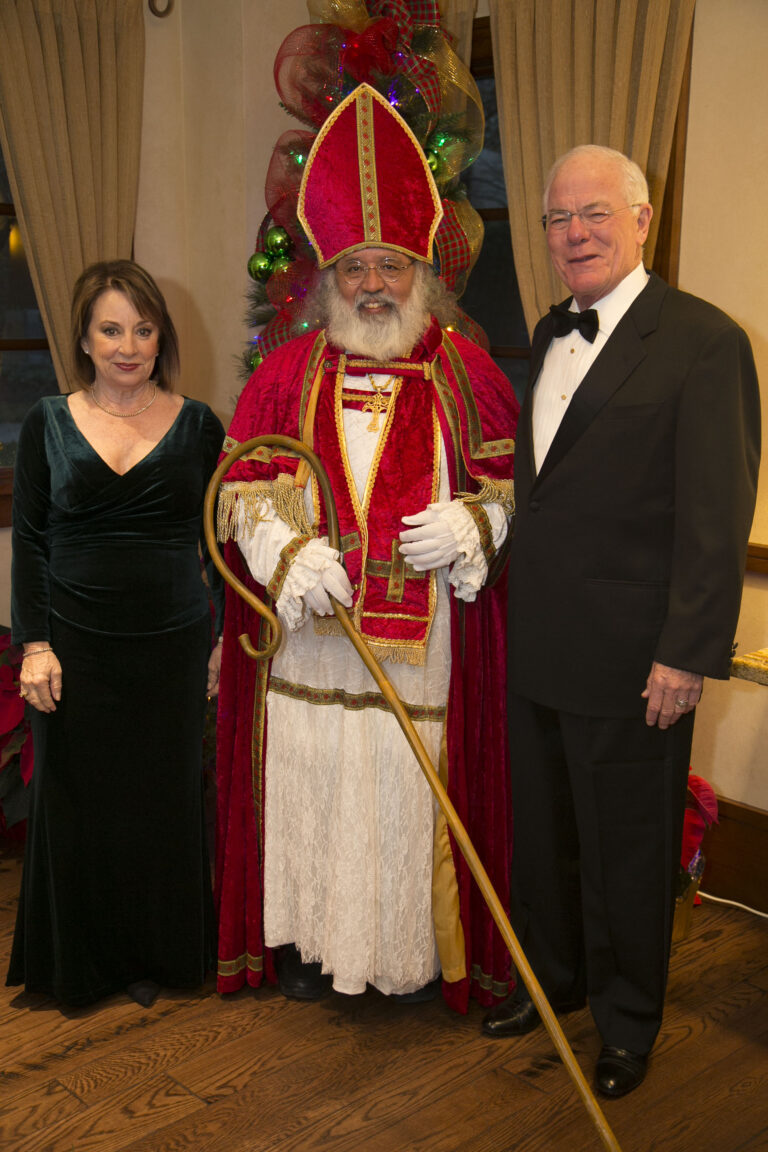 Deacon Harry & Victoria Flavin,  2017 Chair Couple